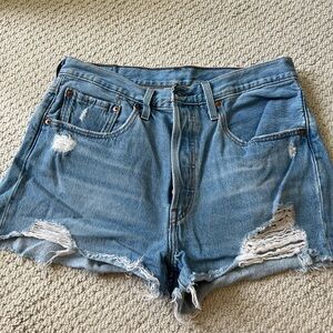 Levi’s 501 Distressed Denim Women Shorts